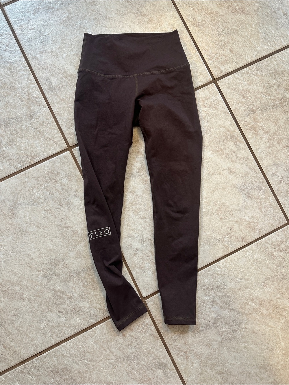 Fleo Brown High-Rise Performance Leggings